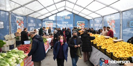 Afetzede çiftçilerin ürünleri, Kadıköy Dayanışma Pazarlarında Satışa Sunuluyor