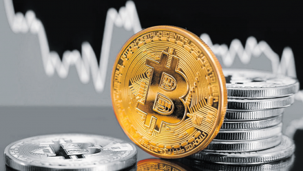 Bitcoin'de Dalgalı günler: Enflasyon ve ETF çıkışları