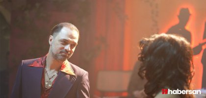 Devrim Özkan’ın şarkı söylediği anlar gözlerden kaçmadı!