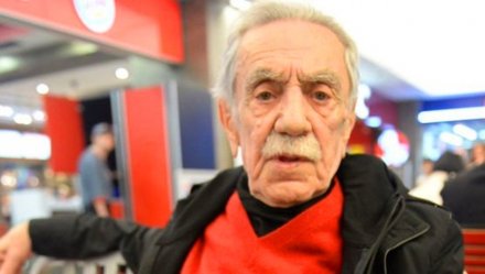 Usta sanatçı Aydemir Akbaş kimdir?