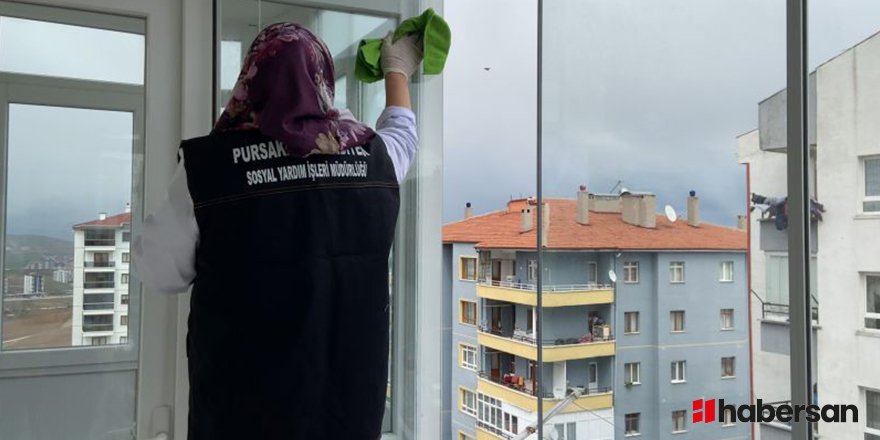 Ankara Pursaklar Belediyesi’nden ücretsiz temizlik hizmeti vermeye başladı