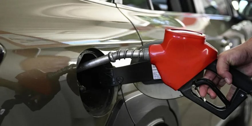 Benzin fiyatlarına rekor zam: Litre başına...