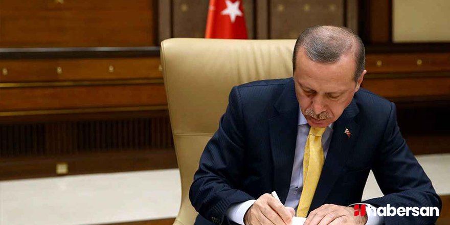 Cumhurbaşkanı Recep Tayyip Erdoğan üç hükümlü şahsın cezasını kaldırdı.