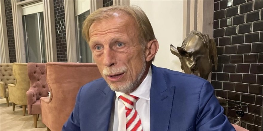 Futbolun efsanevi ismi Christoph Daum vefat etti
