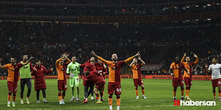Galatasaray'da bu sezon gösterdiği başarılı performanslar sebebiyle Sacha Boey'e teklif yağıyor!