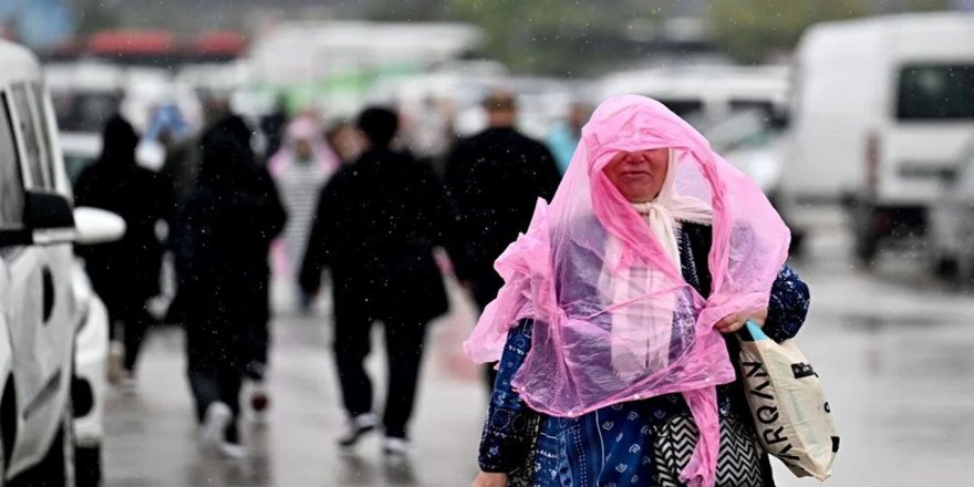 Karadeniz’den Gelen soğuk hava dalgasıyla ilk kar yolda