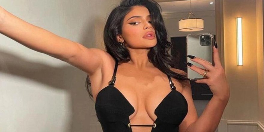 Kylie Jenner'ın Şok edici itirafı: Estetik ameliyat ve Pişmanlık