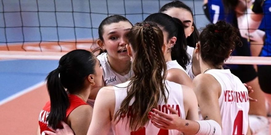 Milliler İsveç'i Set vermeden geçip yarı finale yükseldi