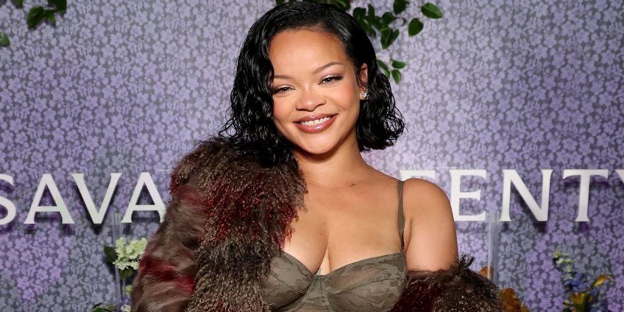 Rihanna'dan Şaşırtan itiraf: Oy veremiyorum, Gizlice sandığa gidiyorum