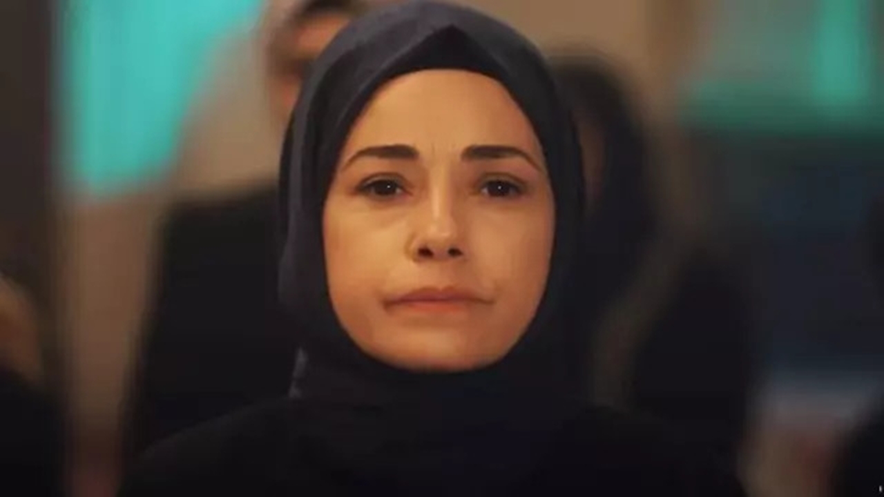 Özgü Namal'dan Çarpıcı açıklama