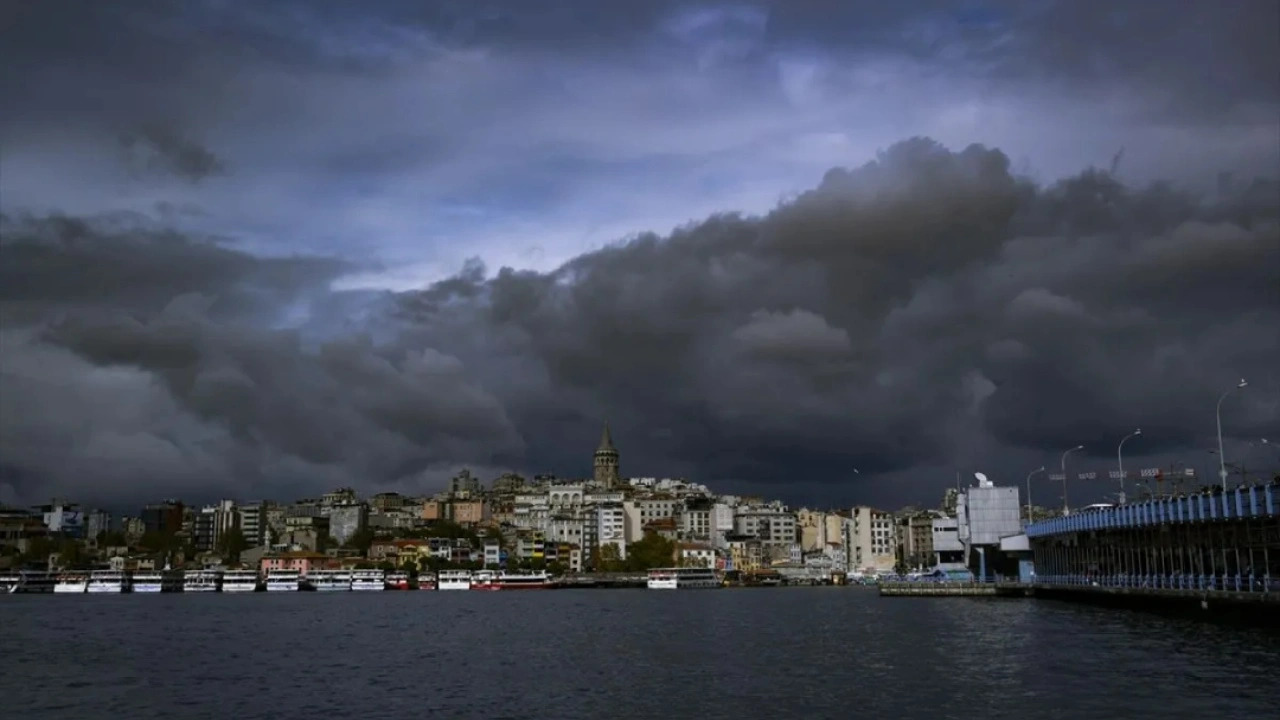 İstanbul’da Pazar günü yağmur, Sıcaklıklar hızla düşüyor