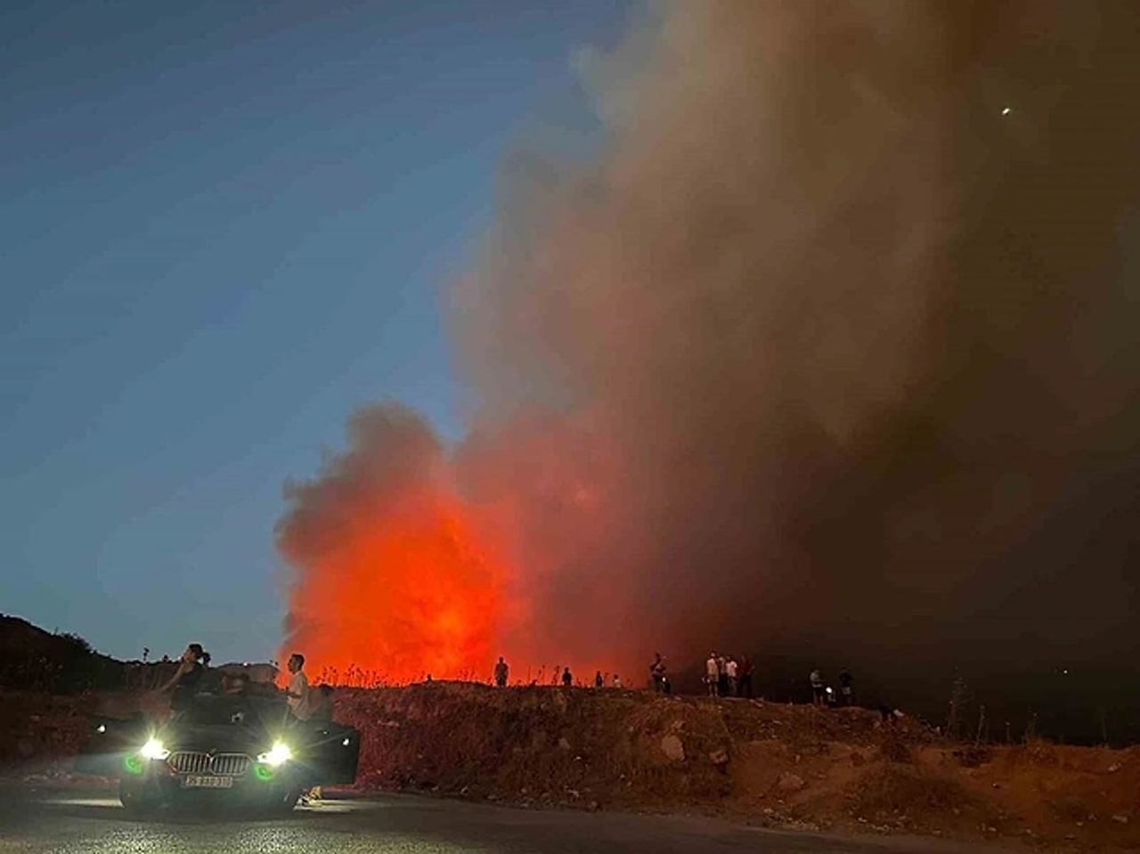 İzmir’de Yangın felaketi: Karşıyaka ve Çevresinde büyük zarar