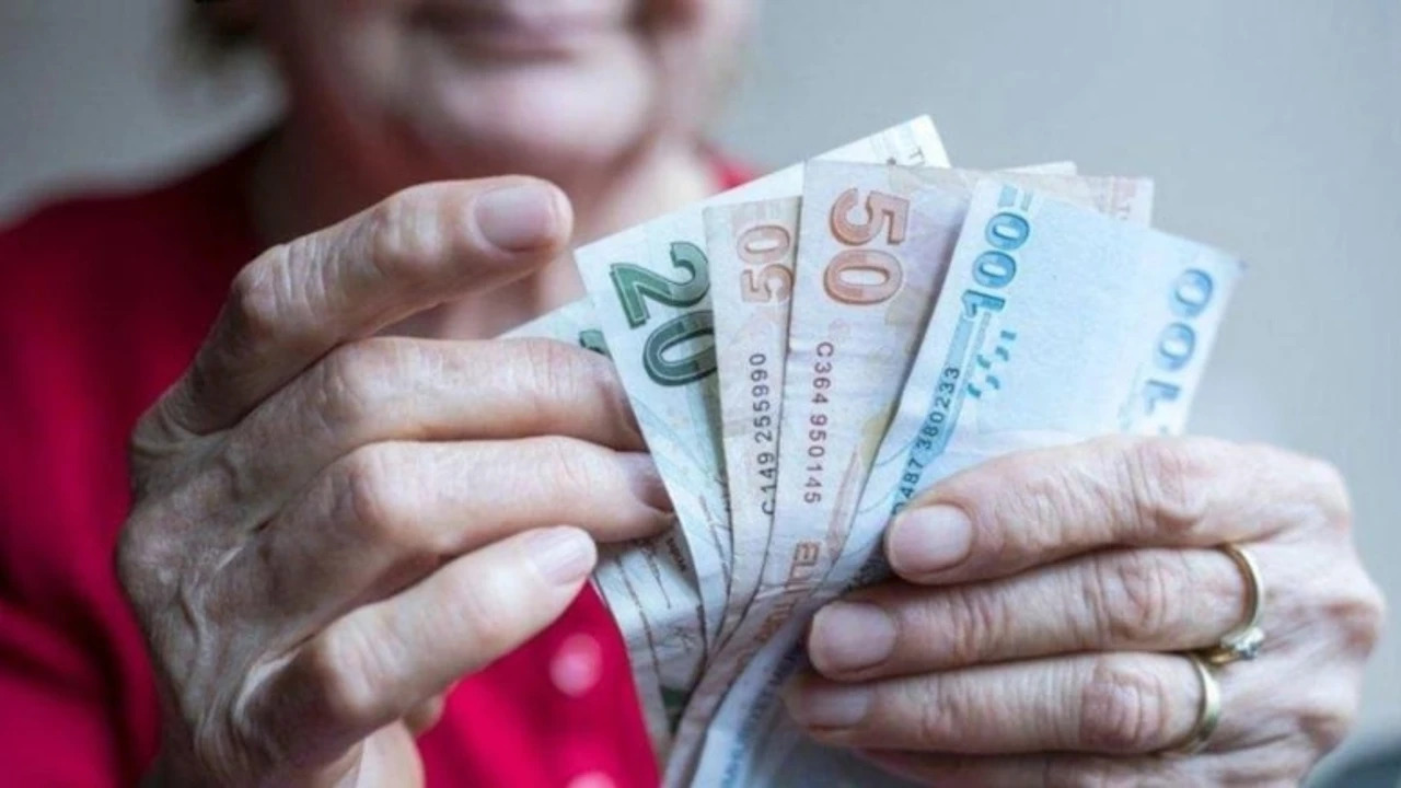 2024'te Emeklilik yarışı: Maaş farkı krize dönüşüyor