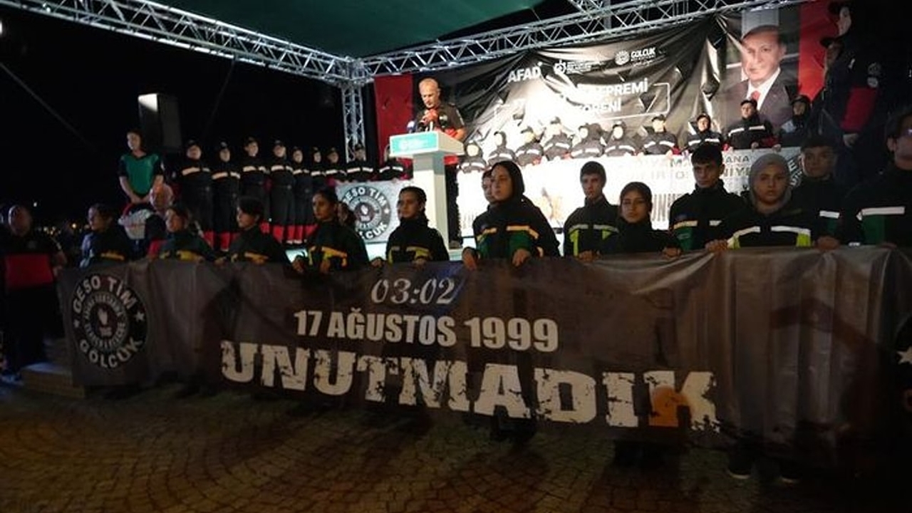 25 Yıl sonra Gölcük'te Derin hüzün: Marmara depremi unutulmadı