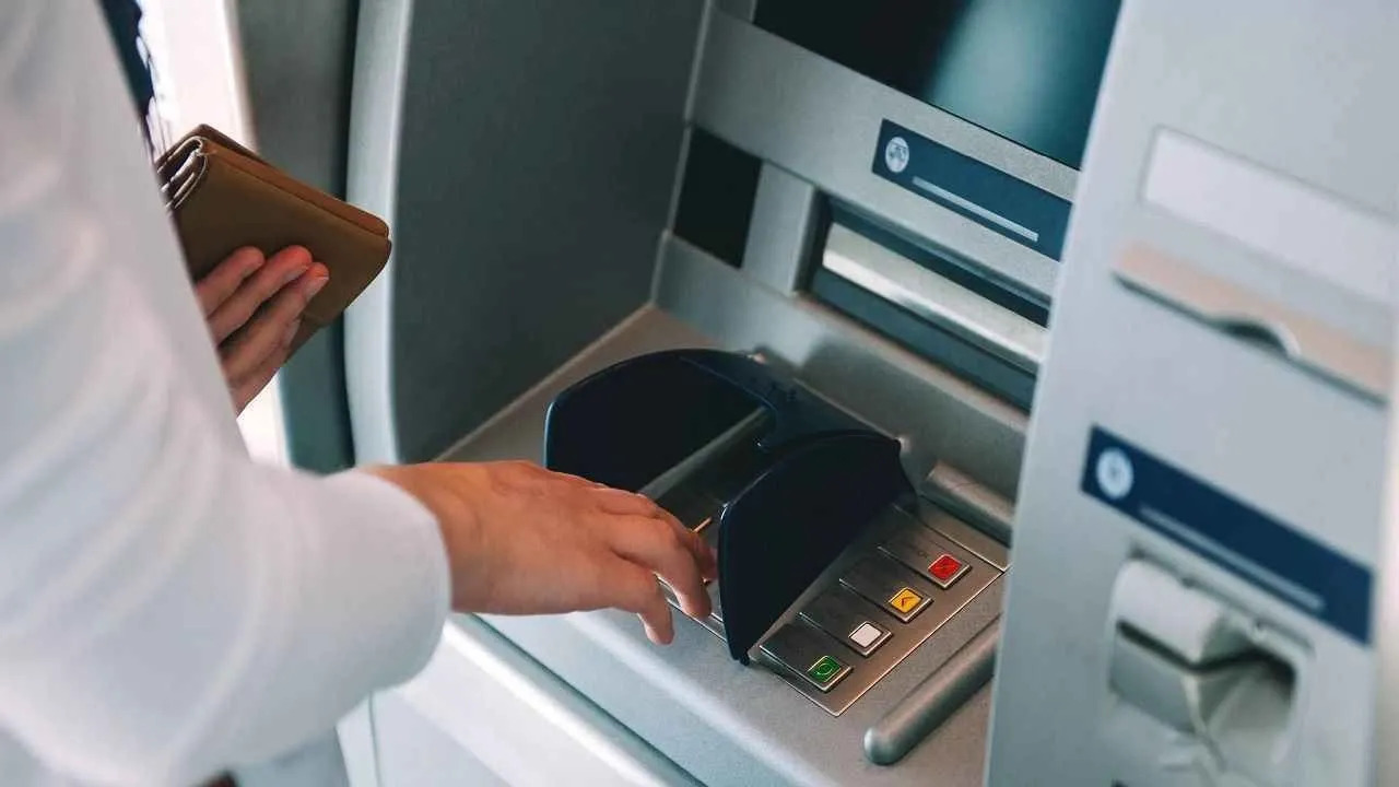 ATM’lerde Yalnızca 200 TL’lik Banknotlar mı kalacak?
