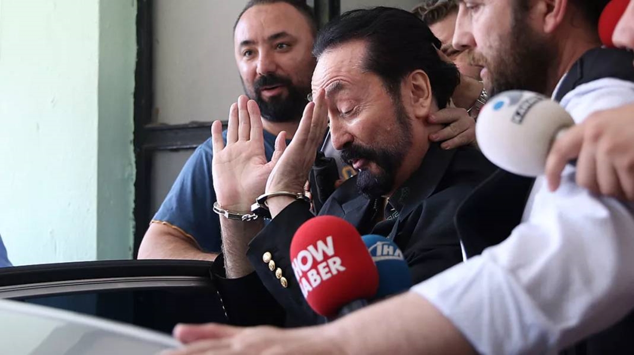 Adnan Oktar Suç örgütü firarileri sınırda kıskıvrak yakalandı