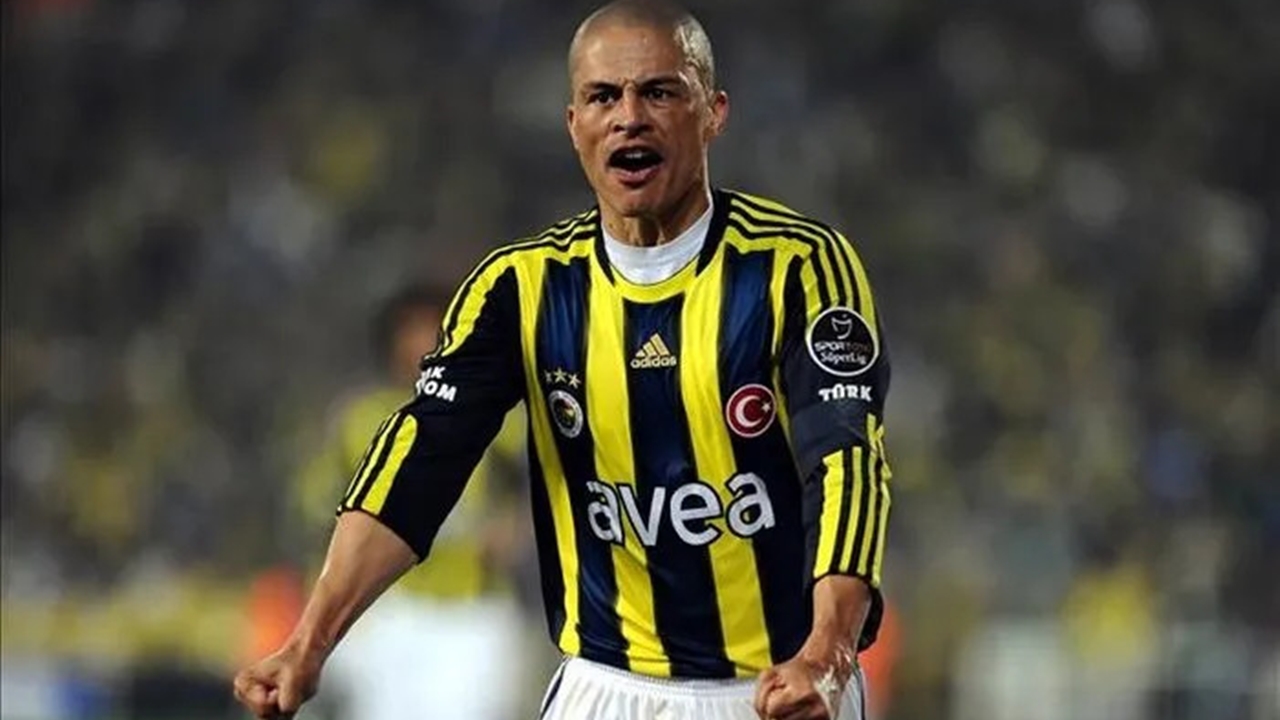Alex de Souza: Fenerbahçe’yi Unuttu, Türk hocaları izliyor