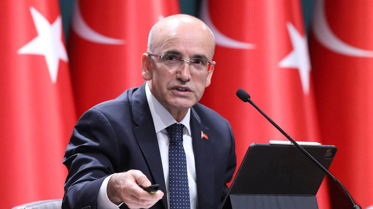 Bakan Şimşek’e Lüks villa iddiası: Bakanlık algı operasyonu dedi