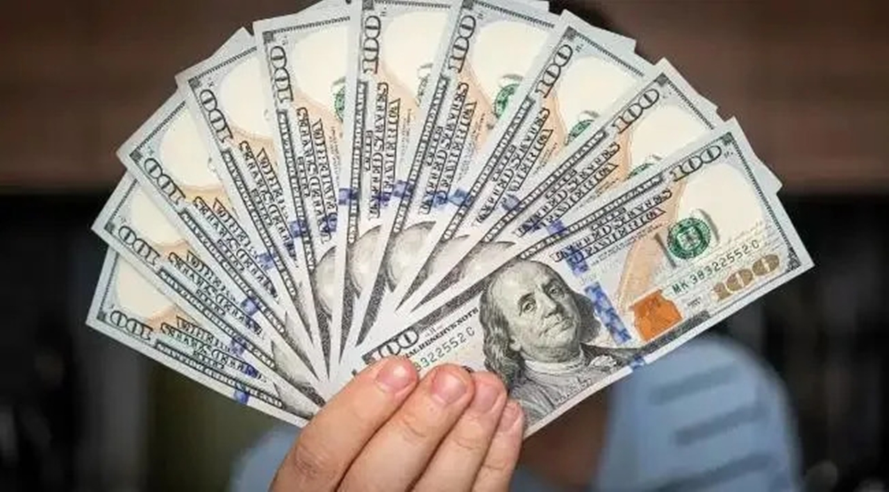 Döviz kurları haftaya küçük artışlarla başladı