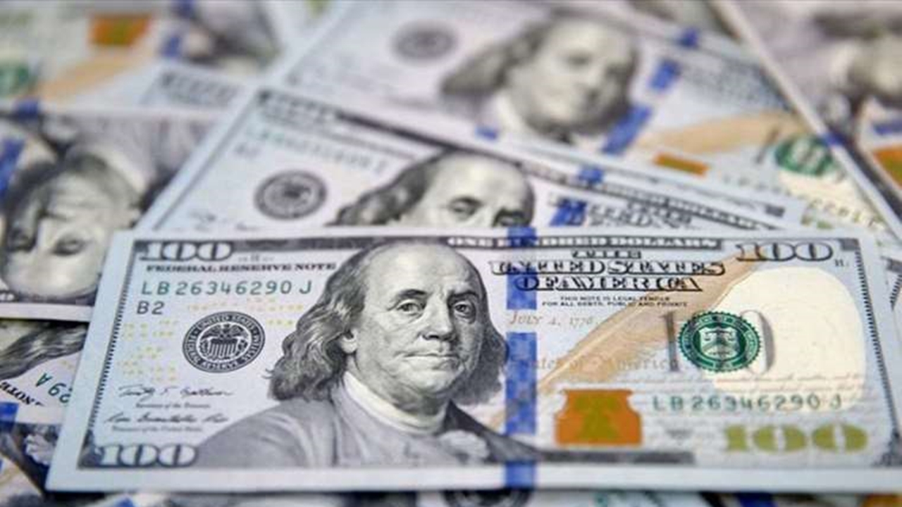 Dövizde gün başlangıcı: Dolar ve Euro hareketli