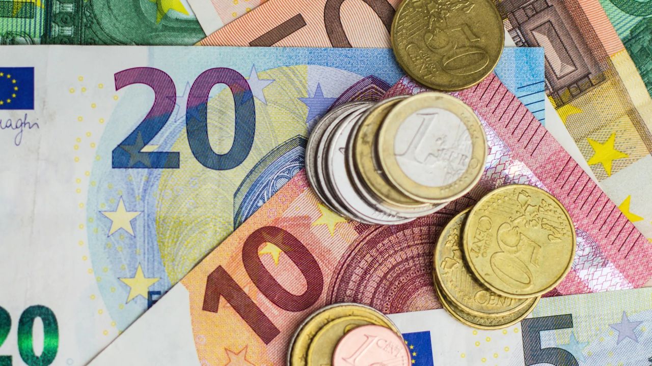 Dolar yükseldi, Powell’ın Konuşması bekleniyor