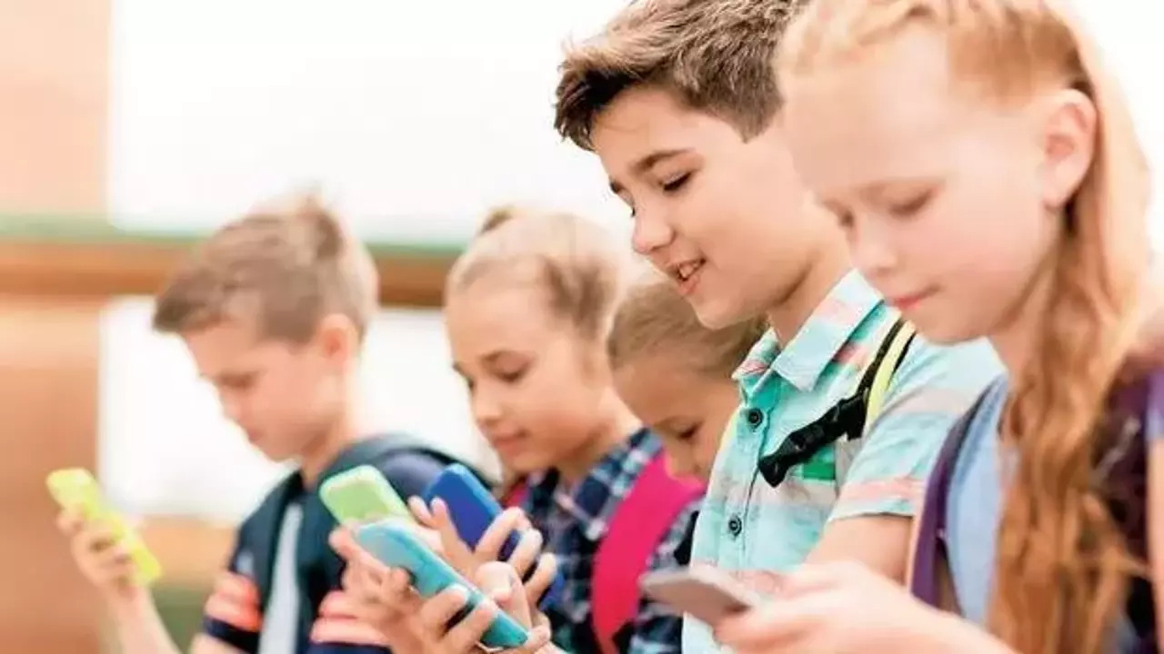 Eğitimde çığır açan değişiklikler: Cep telefonu ve Randevu sistemi