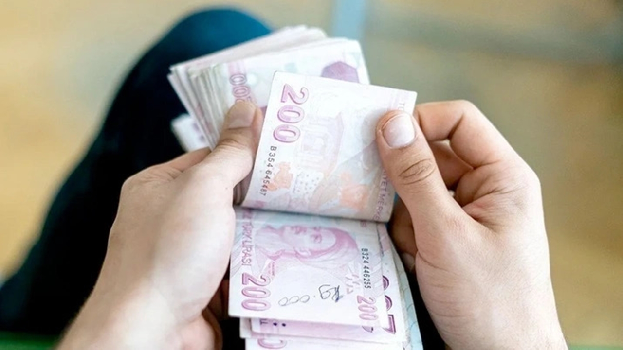 Enflasyon hedefi yükseldi: Memur ve Emekliye çifte zam