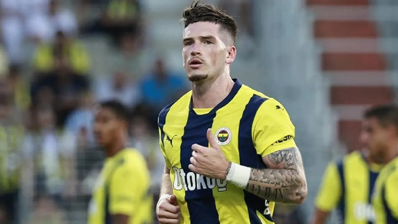 Fenerbahçe'de İngiliz futbolcu Ryan Kent ile yollar ayrıldı