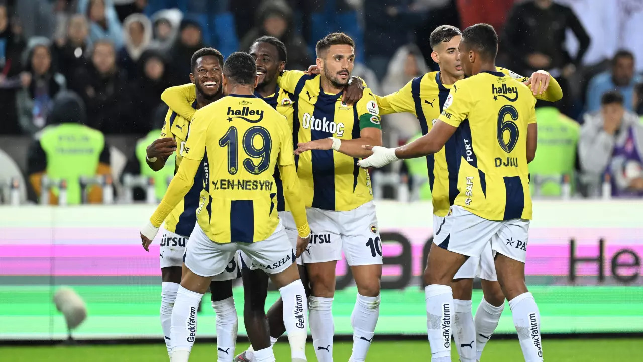 Fenerbahçe, Son dakika golüyle Trabzonspor'u Devirdi