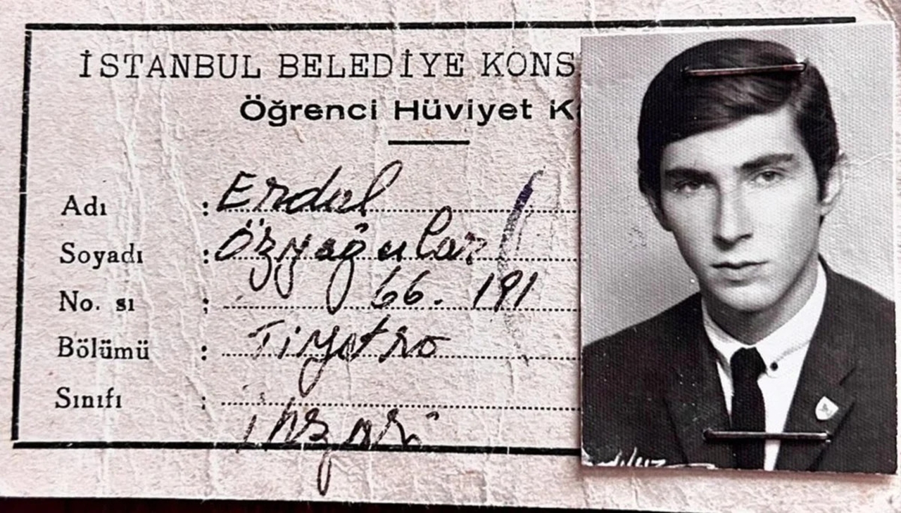 Geçmişe dönüş: Erdal Özyağcılar'dan Anlamlı paylaşım