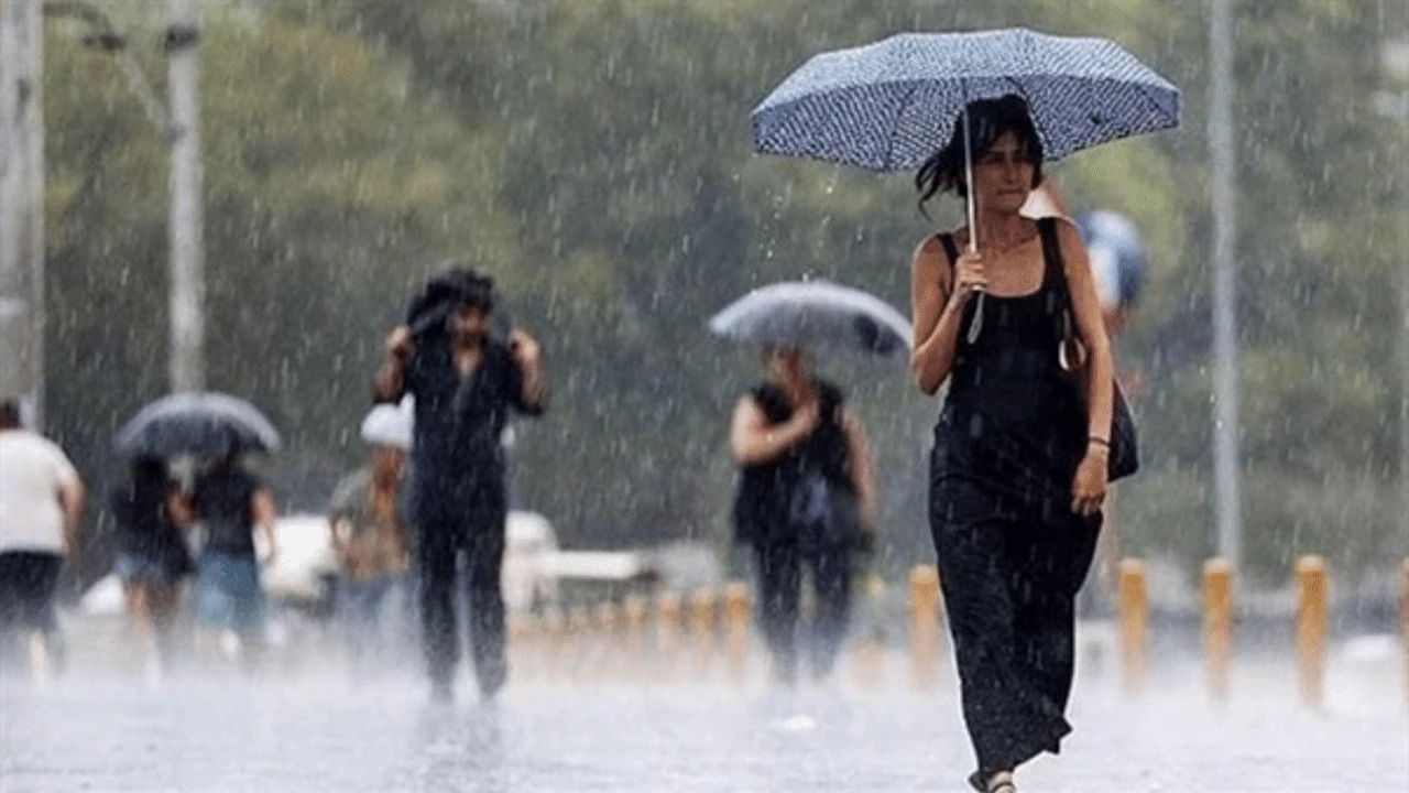 Hava alarmı: Kuvvetli yağış ve Fırtına bekleniyor