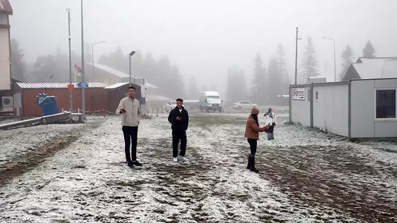 Kış turizmi başladı: Türkiye'nin Zirvelerine ilk kar düştü
