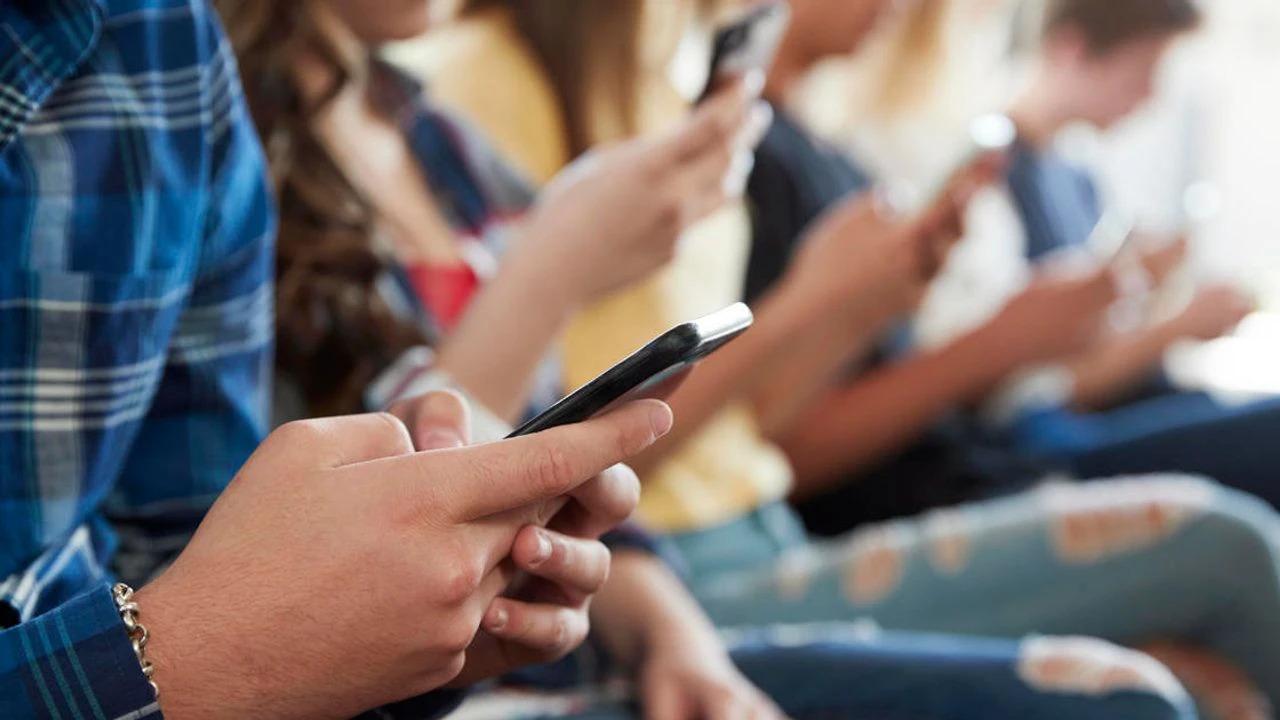 Kaliforniya'da Okullarda telefon yasağı: Ekranlara veda