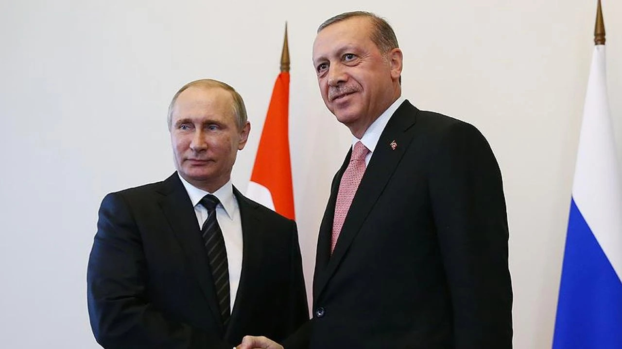 Kazan'da Tarihi buluşma: Putin ve Erdoğan stratejileri belirliyor