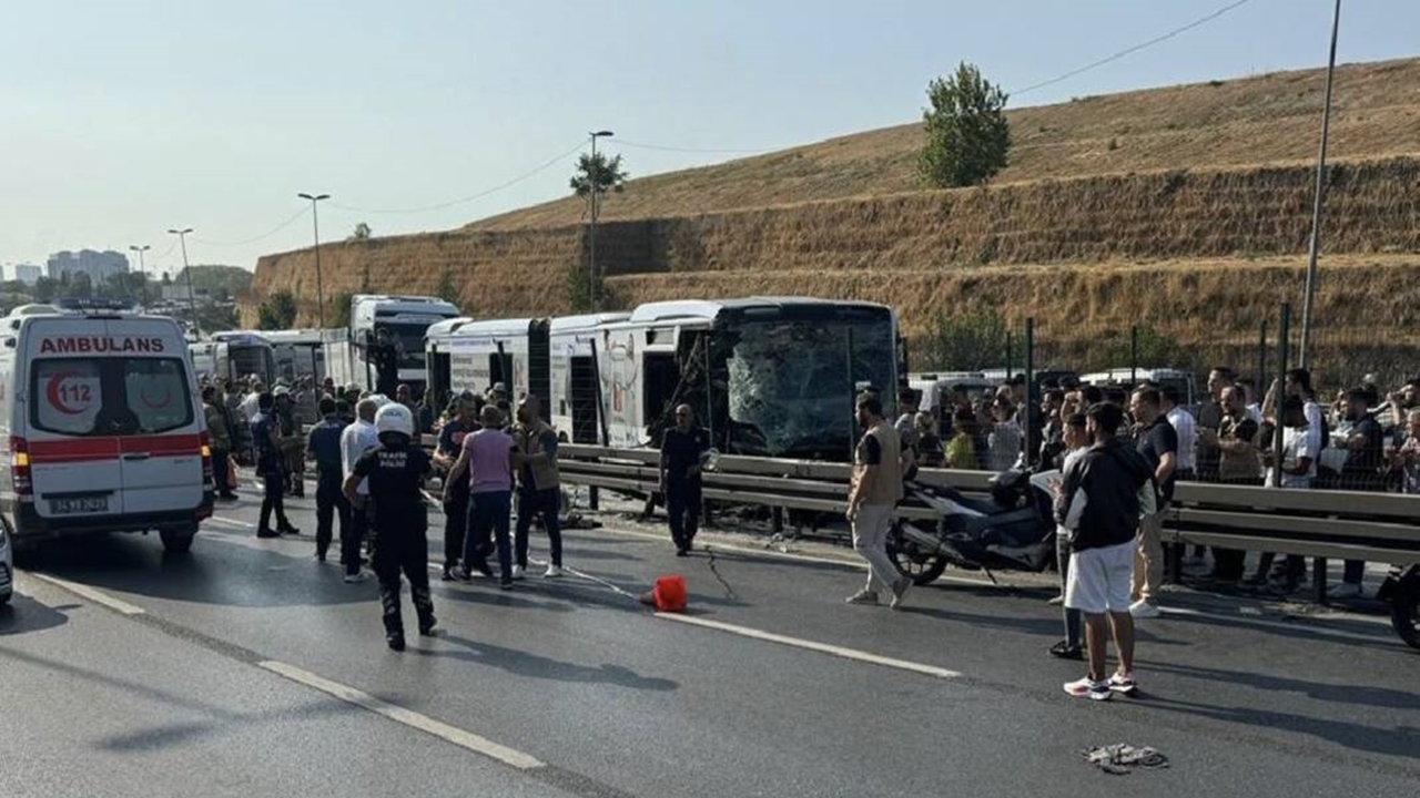 Metrobüs çarpışması: 1 Ölü, Gözaltında artış var