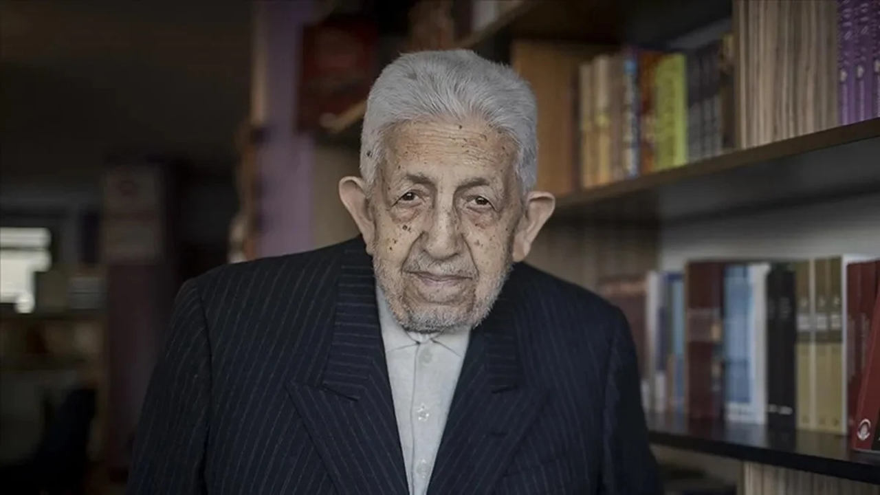 Millî Görüş'ün Sesi Recai Kutan hayatını kaybetti