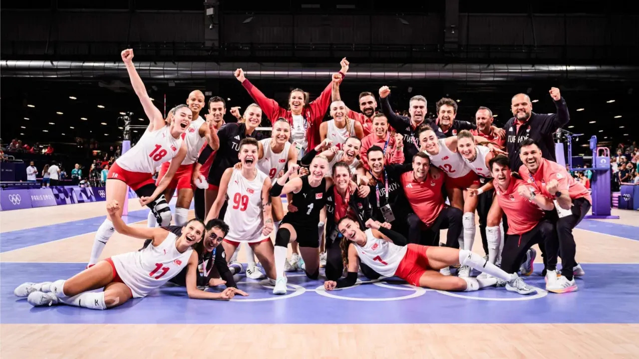 Milliler İsveç'i Set vermeden geçip yarı finale yükseldi