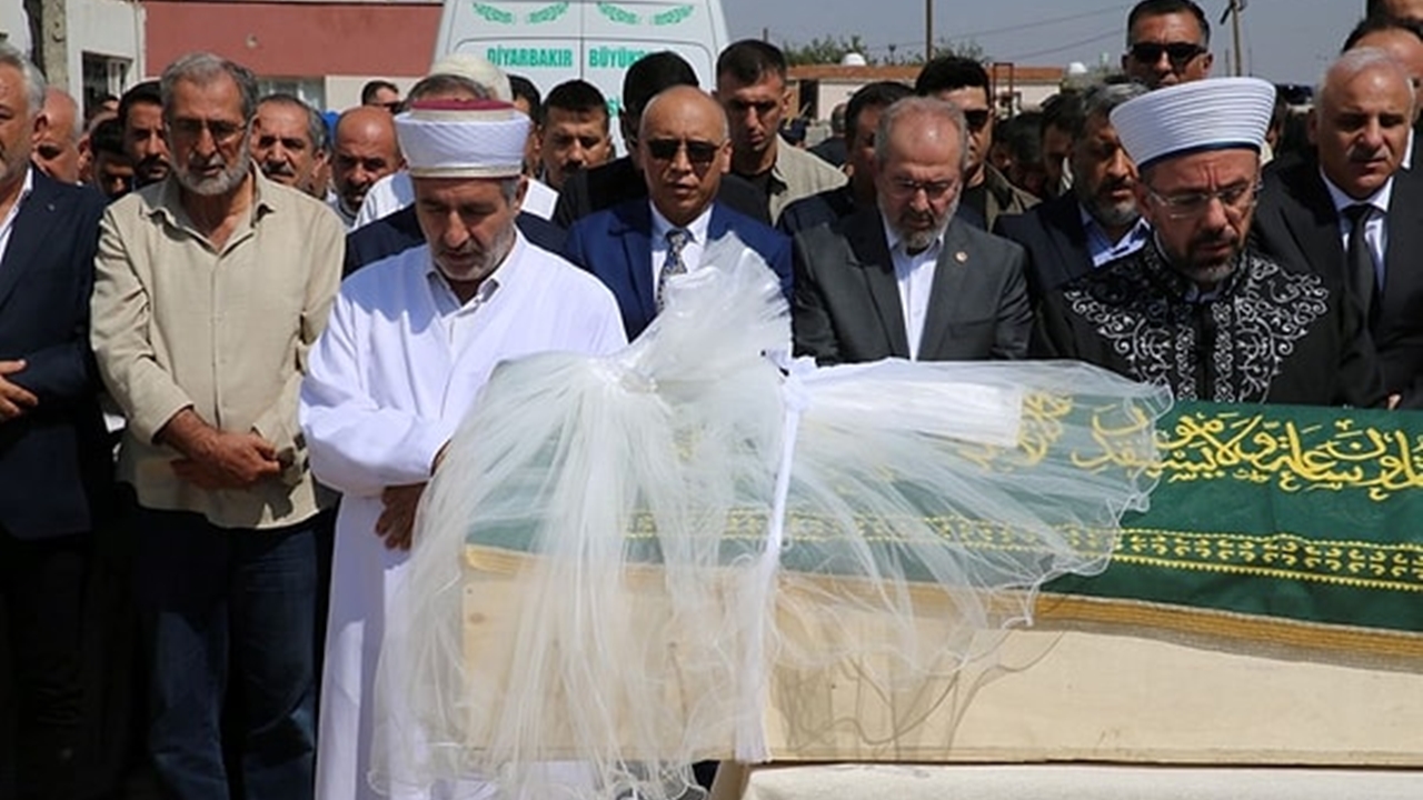 Narin Güran'ın Acı kaybı toplumu yasa boğdu