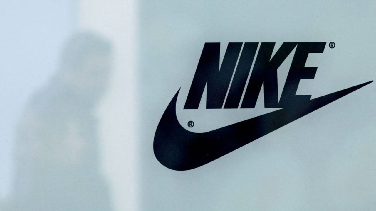 Nike Türkiye'de Siparişleri durdurdu: Gümrük vergisi şoku