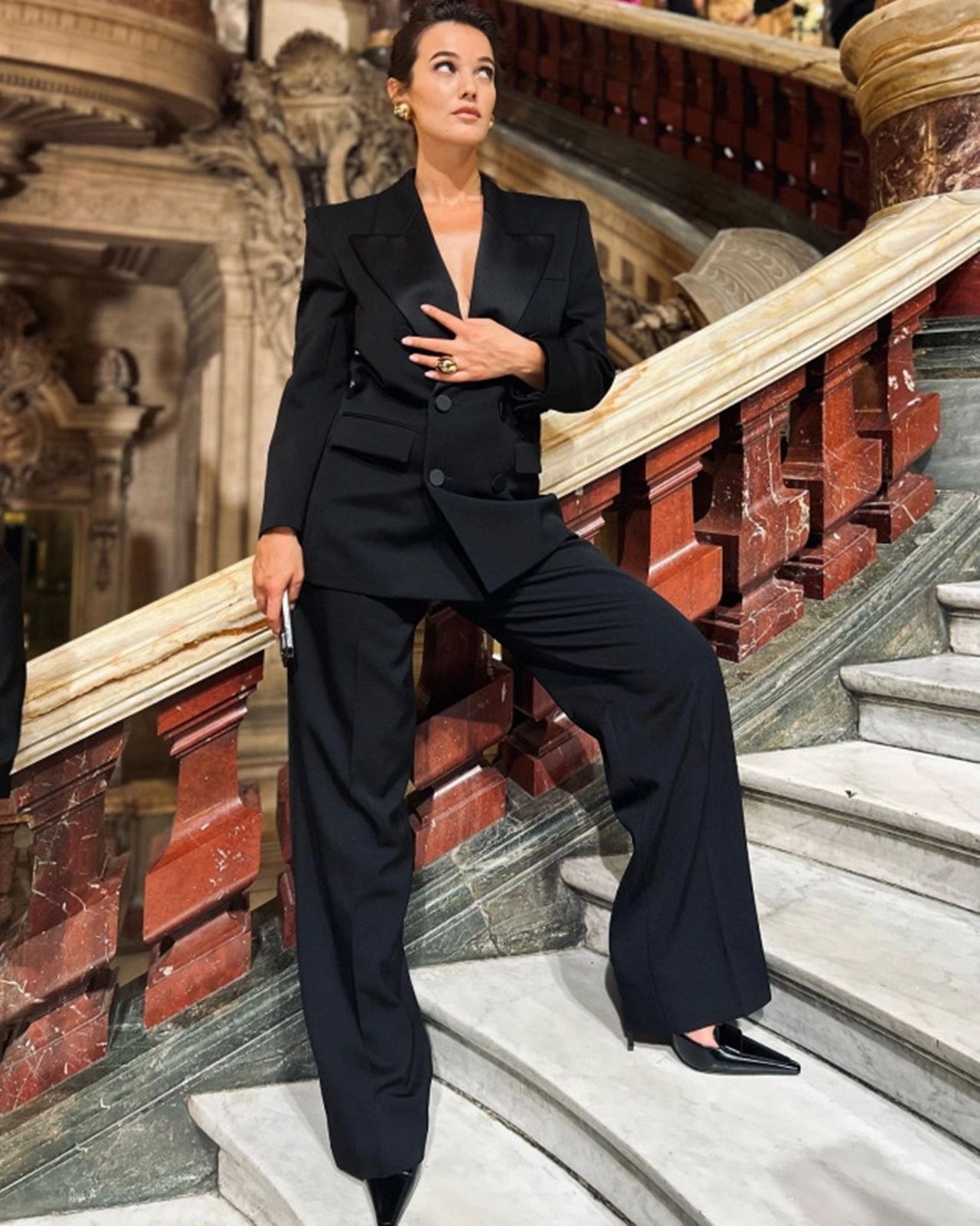 Roma’da Aşk, Paris’te Işık: Pınar Deniz hem gelin hem moda ikonu