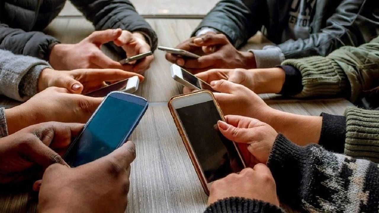 Telefonun şarjını hızla tüketen 10 uygulama