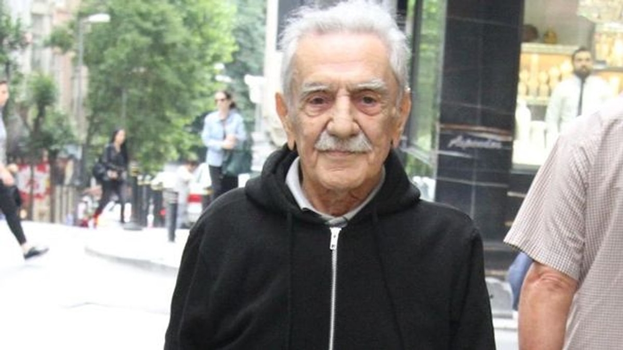 Usta sanatçı Aydemir Akbaş kimdir?