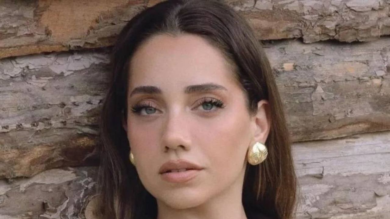 Venedik’te Beyaz fırtına: Özge Özacar’ın Kıyafeti olay yarattı