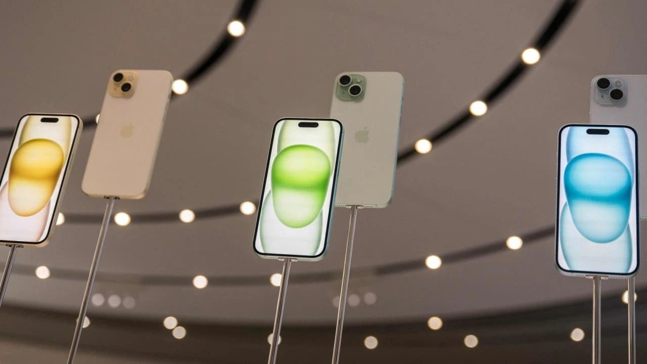 Şaşırtıcı kampanya: Üç yıllık taahhütle bedava iPhone 15