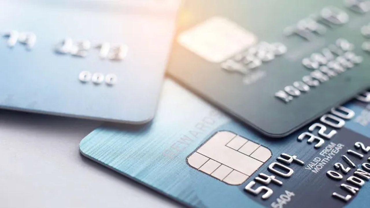 Yüksek limitli Kredi Kartı kullanıcılarına 750 TL zorunlu ödeme
