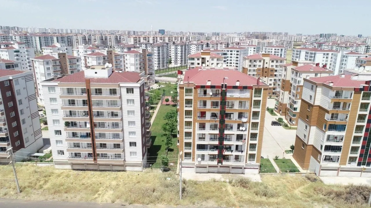 Yatırımcıların yeni rotası: Mevduattan kaçış, Gayrimenkule akın