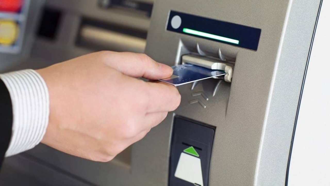 Yeni şifre zorunluluğu: ATM'lerde Güvenlikte devrim